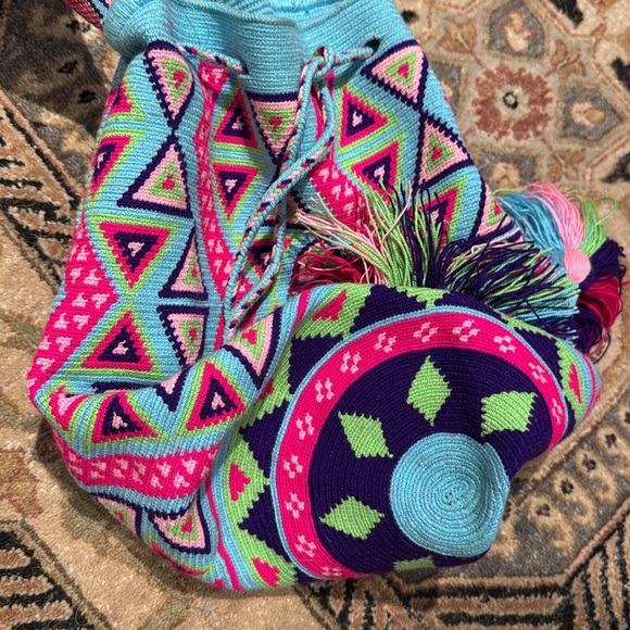 Wayuu Maruliunaja Bag
Colombian ethnic shoulder bucket bag drawstring handmade - Picture 3 of 12